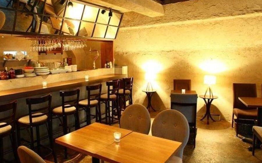 cafe&diningの内観