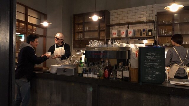ブリコラージュ ブレッド アンド カンパニー ダイニング・カフェの内観