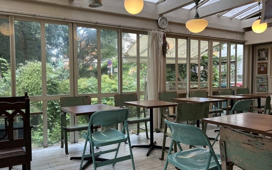 カフェ・ドゥ・リエーヴル うさぎ館（cafe du lievre）の内観