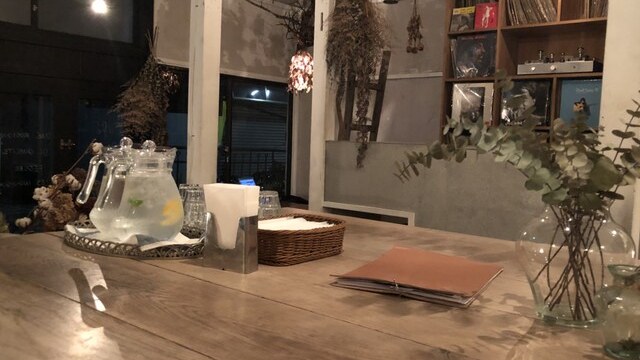 カフェ オトノヴァ（CafeOtonova）の内観
