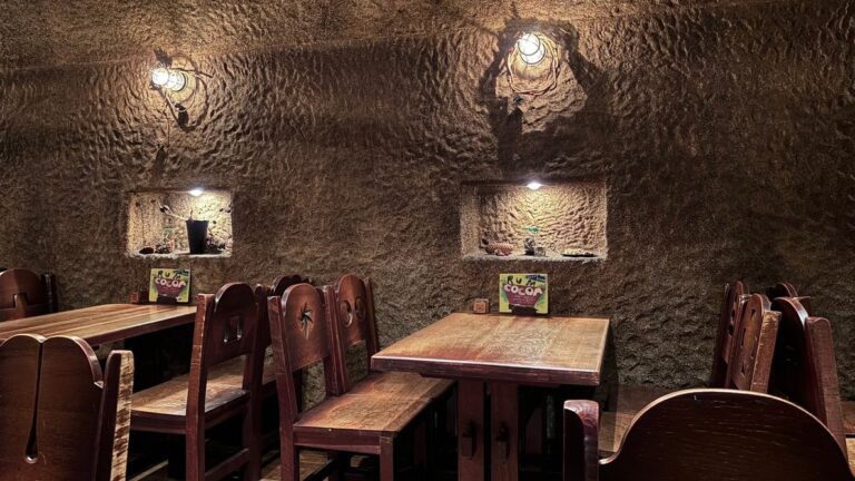 COFFEE HALL くぐつ草の写真