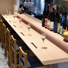 和酒bar シンメ 新橋の写真