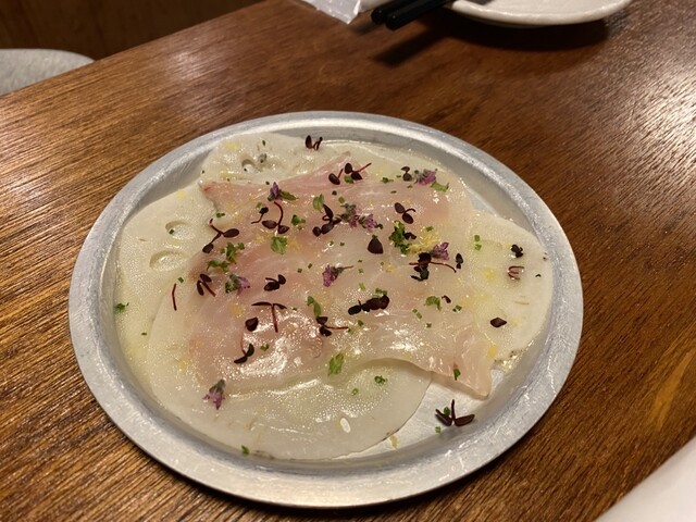 食堂 HEYの料理（刺身・海鮮）