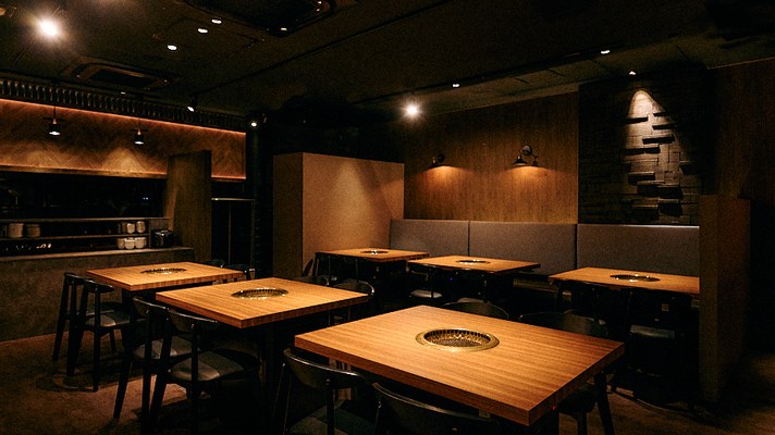 中目黒焼肉 登牛門の内観