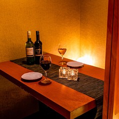 豊洲鮮魚 炭火焼き鳥 居酒屋 雫 六本木店の写真