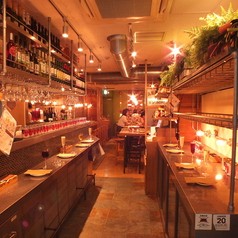 ワインの酒場。ディプント新宿三丁目店の写真