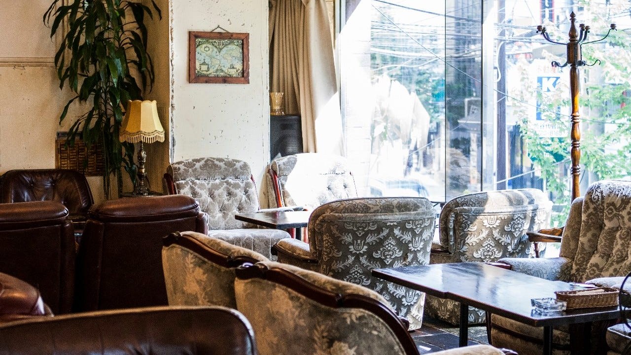 SPANISH LOUNGE PARADOR パラドールの内観