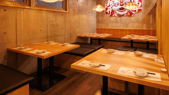 うまかばい 恵比寿店の内観