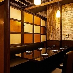 厳選海鮮料理 串焼きと鮮魚 居酒屋 UOGIN 新橋本店の写真