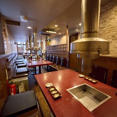 七輪炭火焼肉 榮華亭 難波店の写真