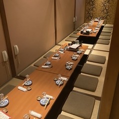 泳ぎイカと鰹の藁焼きタタキ 寅八商店 心斎橋店の写真