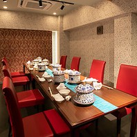 シャングリラズ シークレット 北新地店の写真