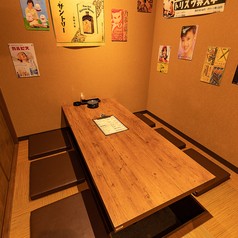 炉端とホルモンと串焼きとおでん とっとっと 梅田お初天神店の写真