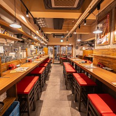 餃子と煮込み。しんちゃん 大阪梅田堂山町の写真