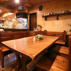 大阪 梅田 ダイニングバー&カフェ カフェーヌの写真