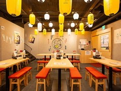 居酒屋 餃子のかっちゃん 大阪梅田お初天神本店の写真