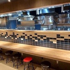 良心的大衆酒場 鶴亀八番 大阪駅前第1ビル店の写真